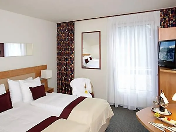 Mercure Salzburg City מלון